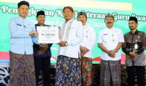 Ribuan Guru Swasta di Kudus Terima Bantuan Honorarium