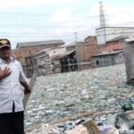 Pemkot Semarang Bakal Upayakan Solusi Bertahap Atasi Tumpukan Sampah di Tambakrejo