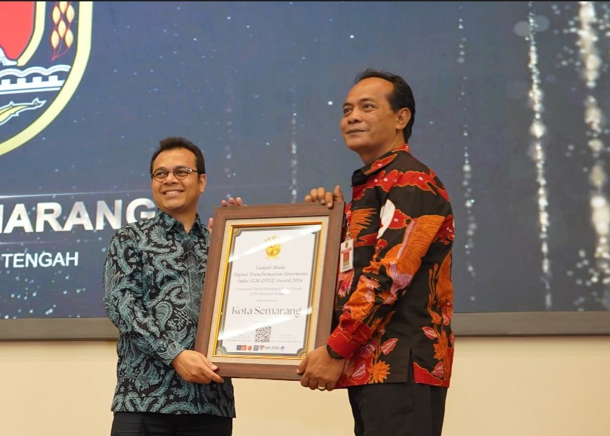 Gadjah Mada Digital Transformation Governance Index Award 2025/diskominfo kota semarang