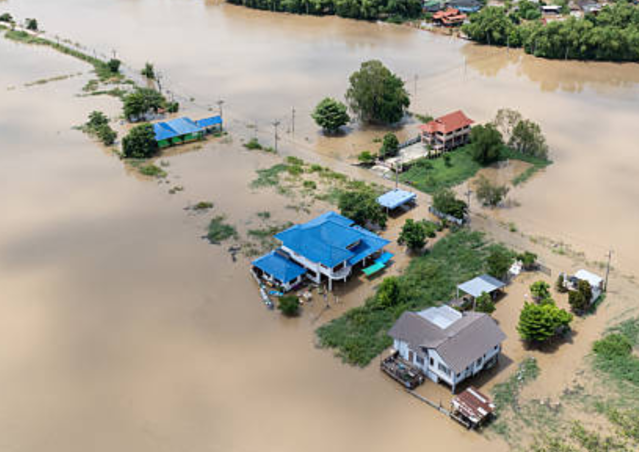 Warga Tugu dan Ngaliyan Kebanjiran Akibat Tanggul Kali babon Jebol