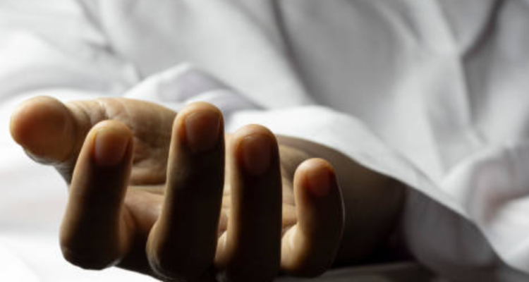 Wanita Paruh Baya Tewas Usai Ditabrak Mobil Boks di Flyover Jatingaleh