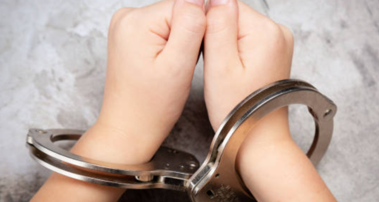 perang-sarung 1 Remaja Terlibat Perang Sarung Maut di Grobogan Jadi Tersangka Tanpa Penahanan