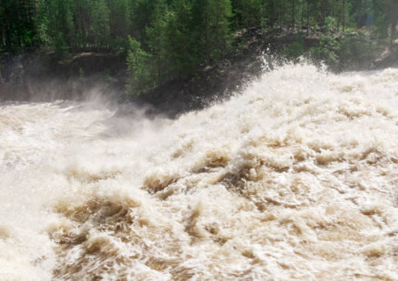 Remaja SMA Ditemukan Tewas Terseret Arus Sungai Karangmalang Saat Pulang Sekolah