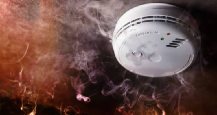 Kebakaran Hotel di Kawasan Simpang Lima karena Percikan Api dari Mesin Boiler