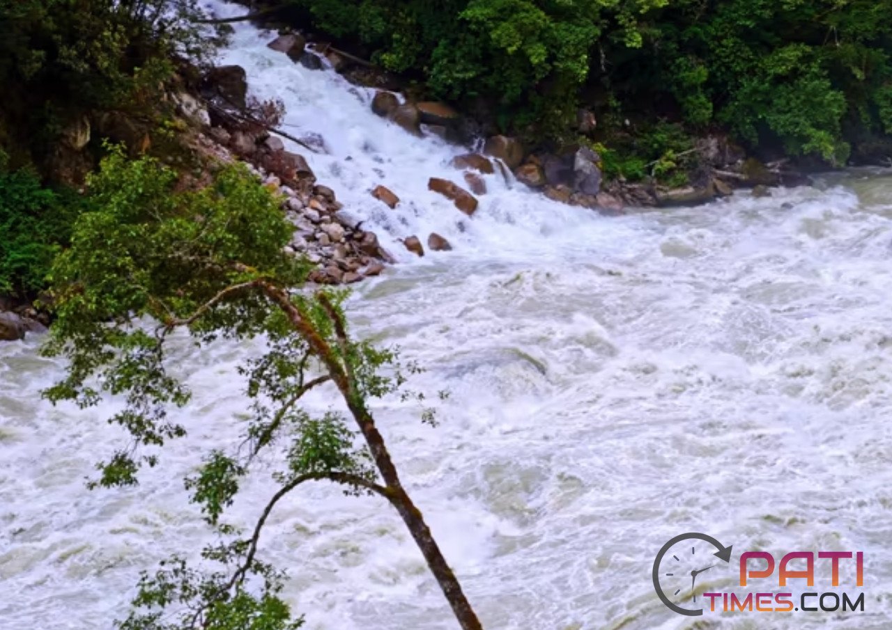 Perempuan Ditemukan Tewas di Tepi Sungai Silandak Ngaliyan, Diduga Hanyut Terbawa Banjir
