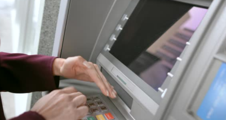 Terungkap Aksi Pencurian Saldo ATM Modus Ganjal Mesin di Temanggung