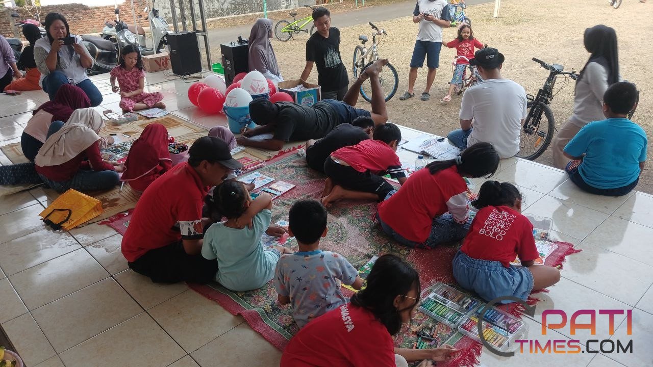 Warga Perum RSS Sidokerto Ikuti Lomba HUT RI, Mulai dari Estafet Air Hingga Mewarnai
